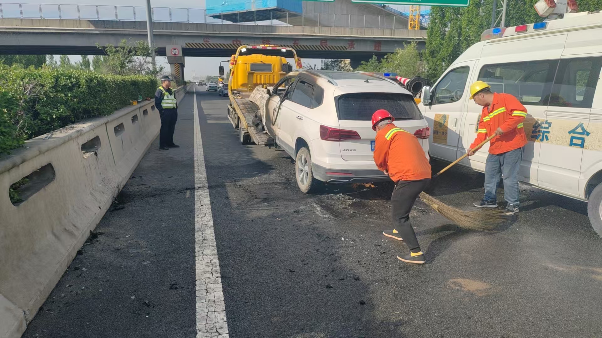 90CBB7F4FCF0A4CF61243BAC841DEB71.png 90CBB7F4FCF0A4CF61243BAC841DEB71.png